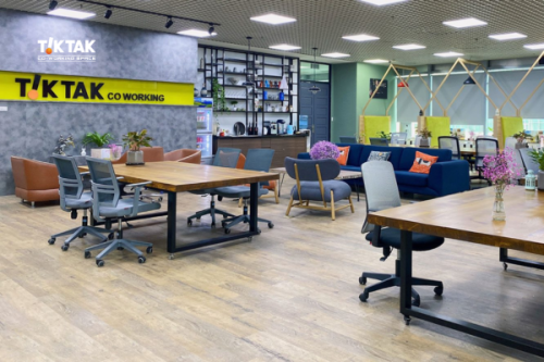 Sự khác biệt giữa coworking space và văn phòng trọn gói