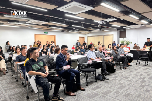 Phòng họp chuyên nghiệp tại Coworking space